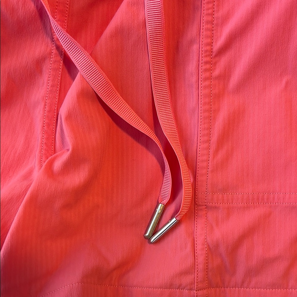 Lululemon shorts - Picture 6 of 7